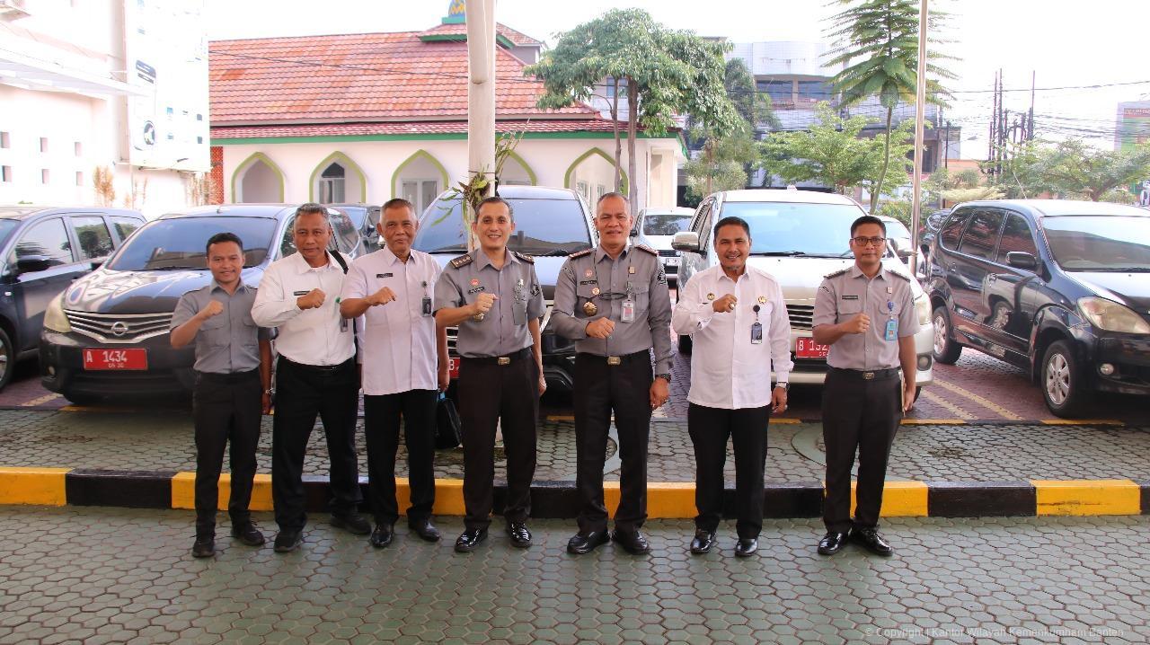 0ef47da802ba4704965fc03e66dec4d8