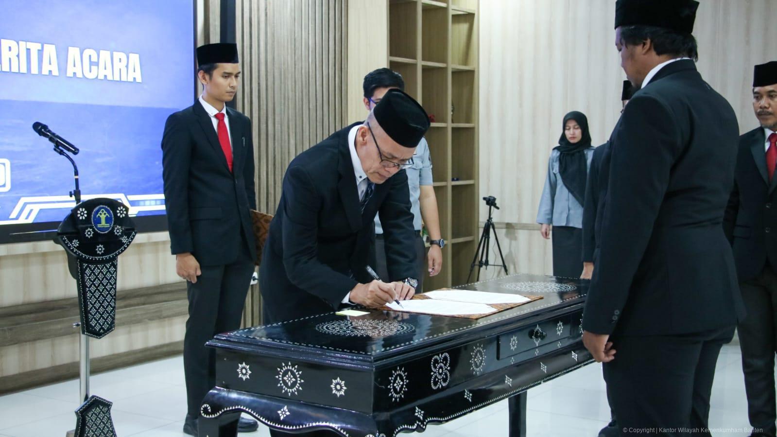 WhatsApp Image 2025 12 08 at 11.45.32