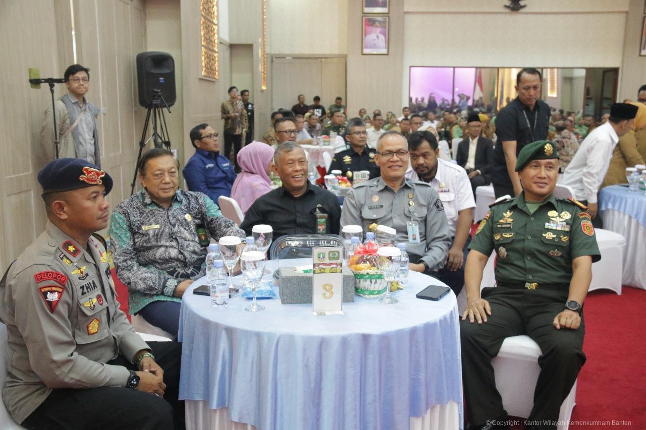 bebdc7566f954fa3abfcb9f66192b946