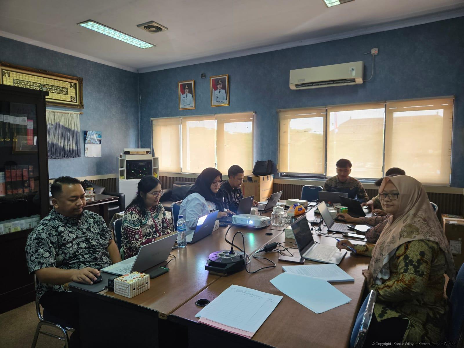 WhatsApp Image 2025 12 11 at 18.33.23