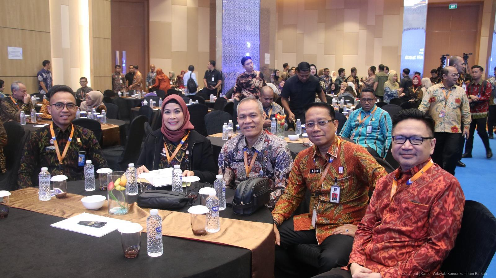 WhatsApp Image 2025 12 18 at 12.18.16